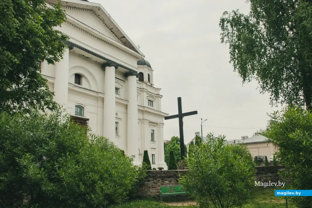 Так выглядит могилевский костел Успения Девы Марии и святого Станислава в наше время, а в 1958 году Ирина и ее мать увидели костел обгоревшим. Фото Татьяны Крапивиной.