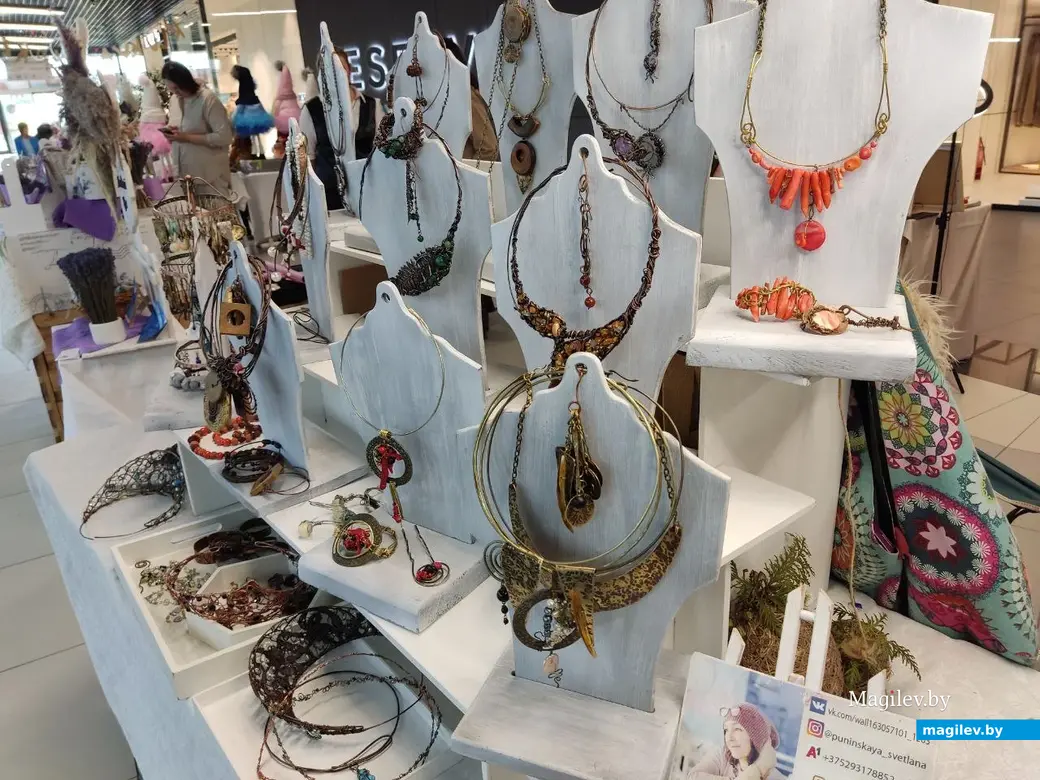Бижутерия ручной работы. Могилев, Klukva Маркет в ТЦ «Парк Сити». 12.02.2023 г.