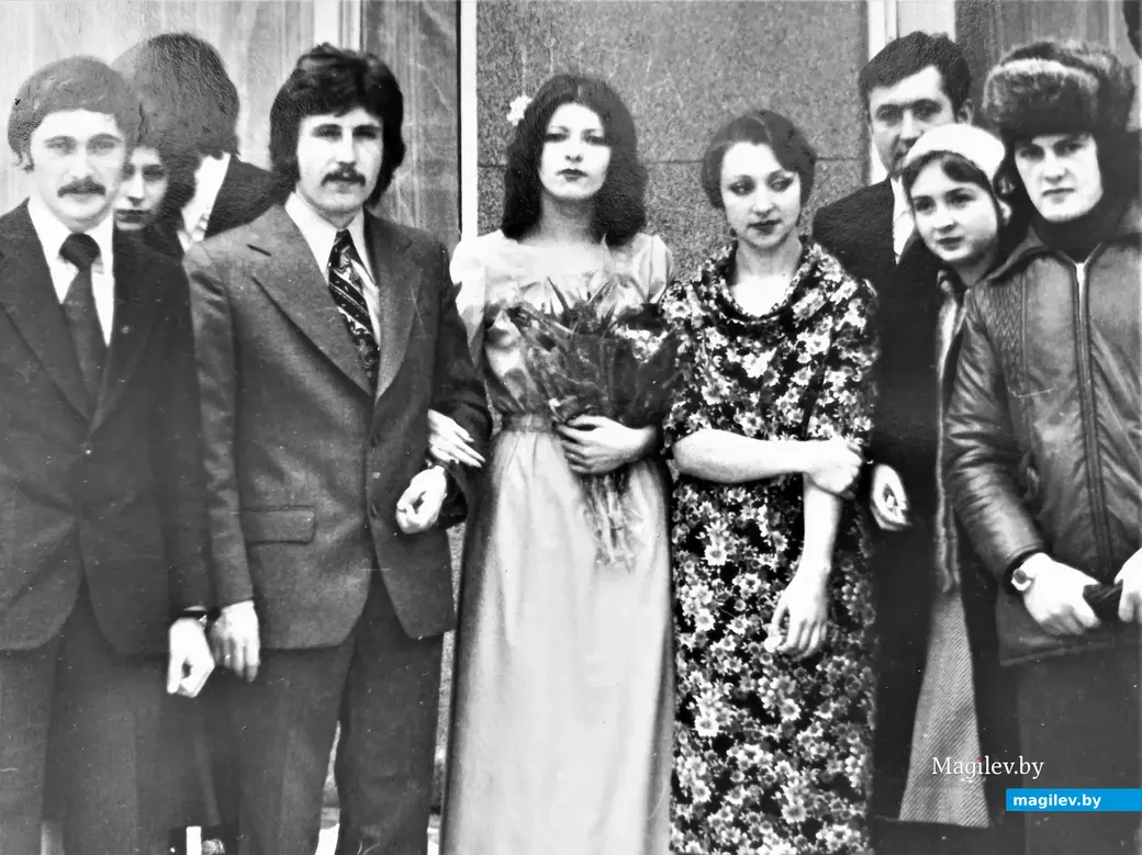 В окружении друзей. Могилев, 11.02.1978 г.