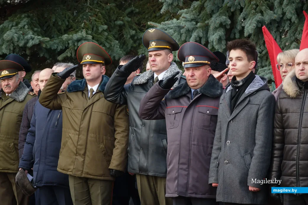 15.02.2023. Бобруйск. Возложение цветов к памятнику воинам-интернационалистам, митинг,