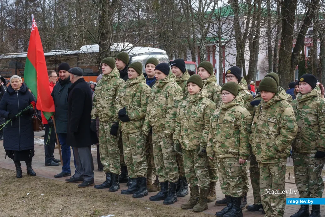 15.02.2023. Бобруйск. Возложение цветов к памятнику воинам-интернационалистам, митинг,