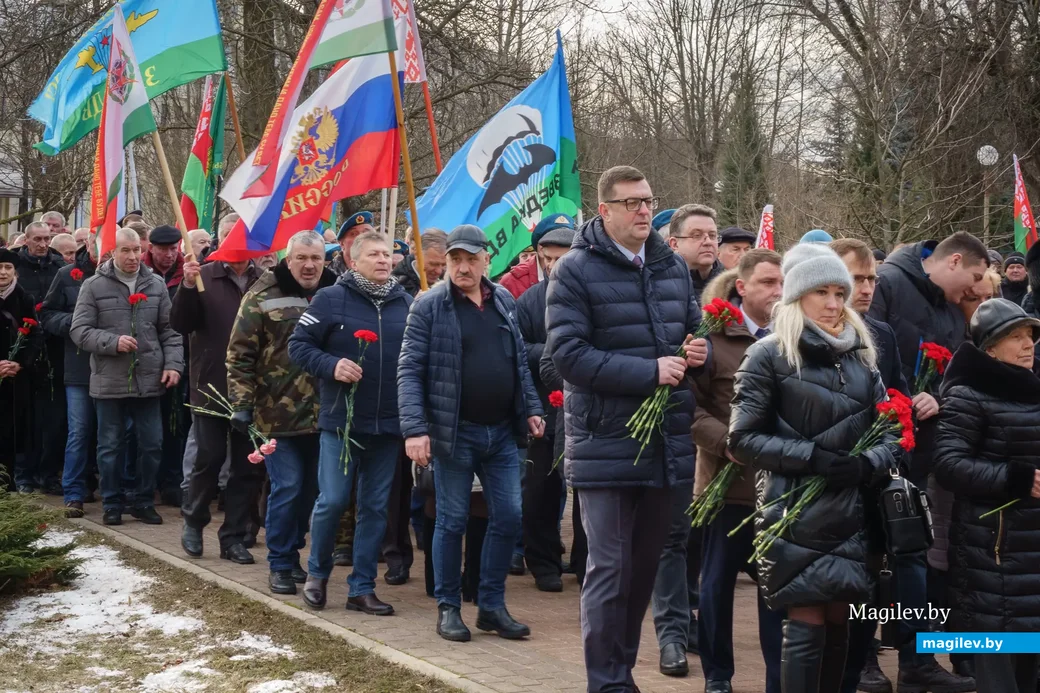 15.02.2023. Бобруйск. Возложение цветов к памятнику воинам-интернационалистам, митинг,