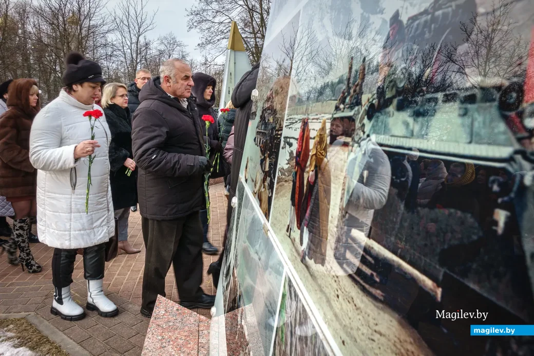 15.02.2023. Бобруйск. Возложение цветов к памятнику воинам-интернационалистам, митинг,