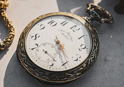 Все об истории обычных часов знают в художественном музее Могилева