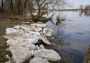 В Гомельской области два пограничника утонули, провалившись под лед