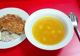 «Мне хватило одного супа»: обед студента в столовой университета продовольствия за 5 рублей 45 копеек