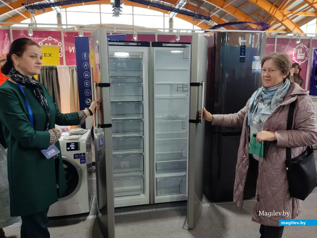 Научно-техническая выставка «Беларусь интеллектуальная». Холодильник «Атлант»: два в одном. Могилев, 24.02.2023 г.