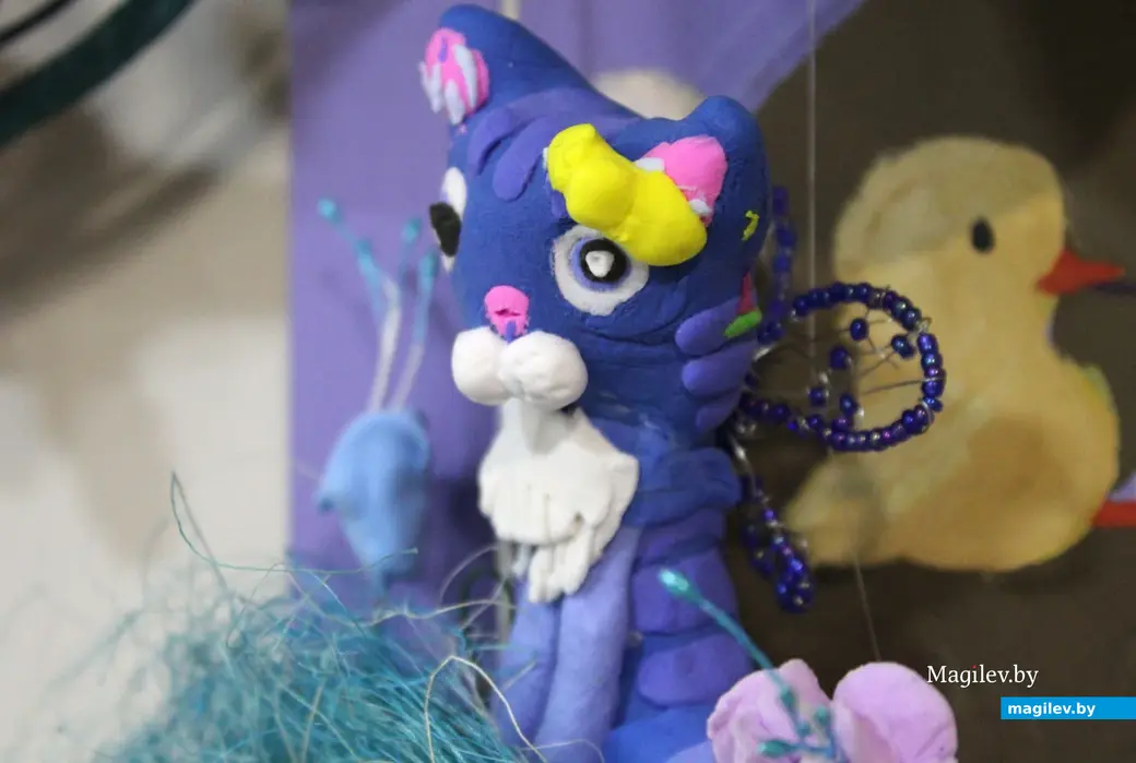 Один из детских вариантов воплощения в жизнь темы гнезда, как дома. Проект «Арт-сезоны с Гекльберри» в музее Бялыницкого-Бирули. Могилев, февраль 2023 года.