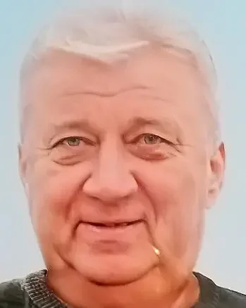 Зубец Игорь Николаевич.