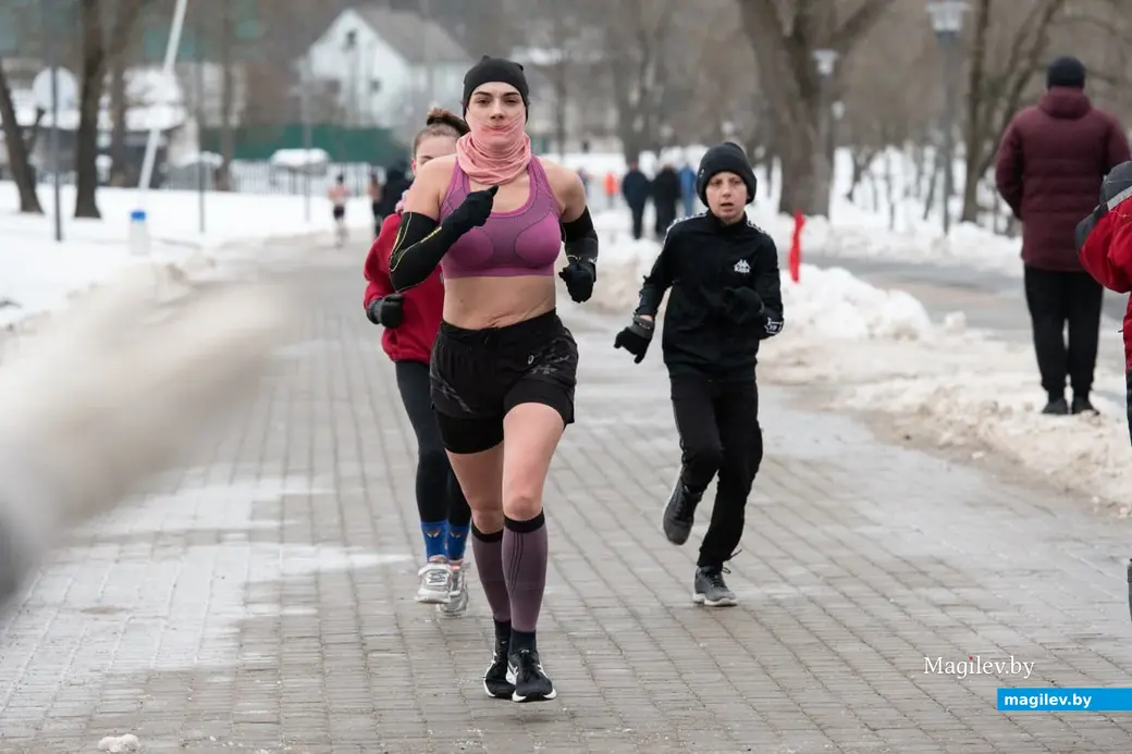 Могилев, 26 февраля 2023 года. Фестиваль закаливания «ЗакалФест» в парке Подниколье.