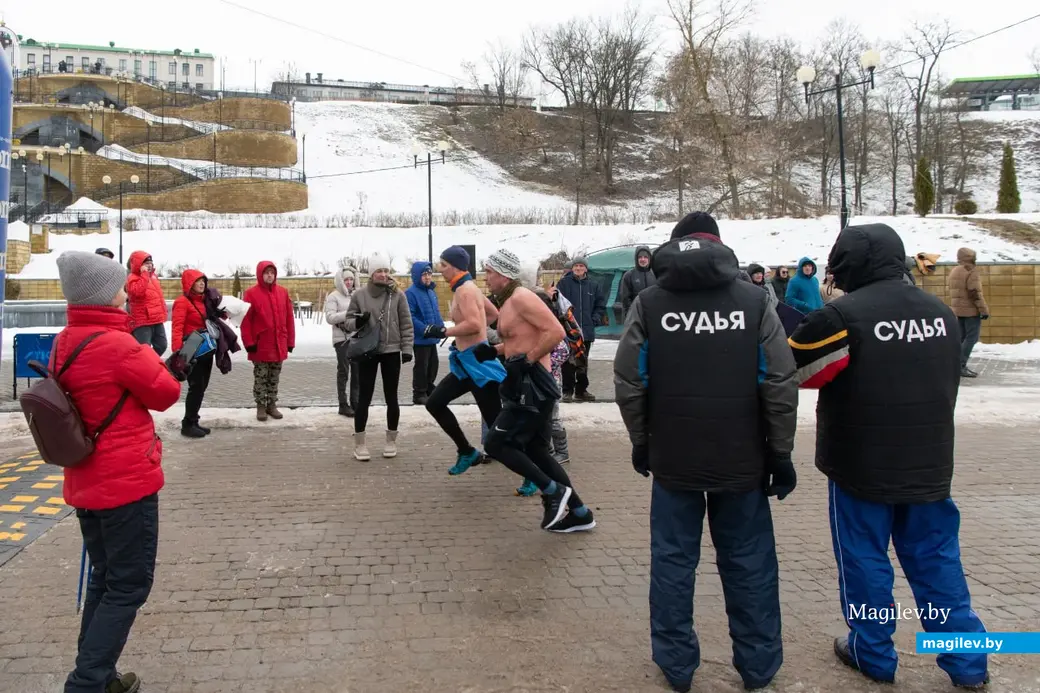 Могилев, 26 февраля 2023 года. Фестиваль закаливания «ЗакалФест» в парке Подниколье.