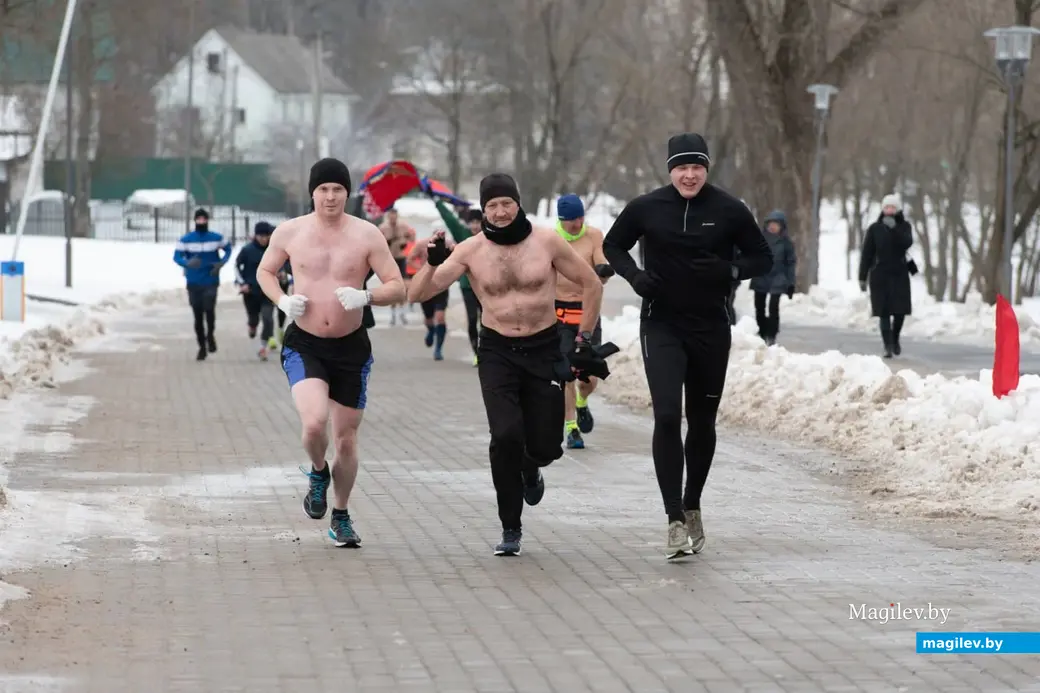 Могилев, 26 февраля 2023 года. Фестиваль закаливания «ЗакалФест» в парке Подниколье.