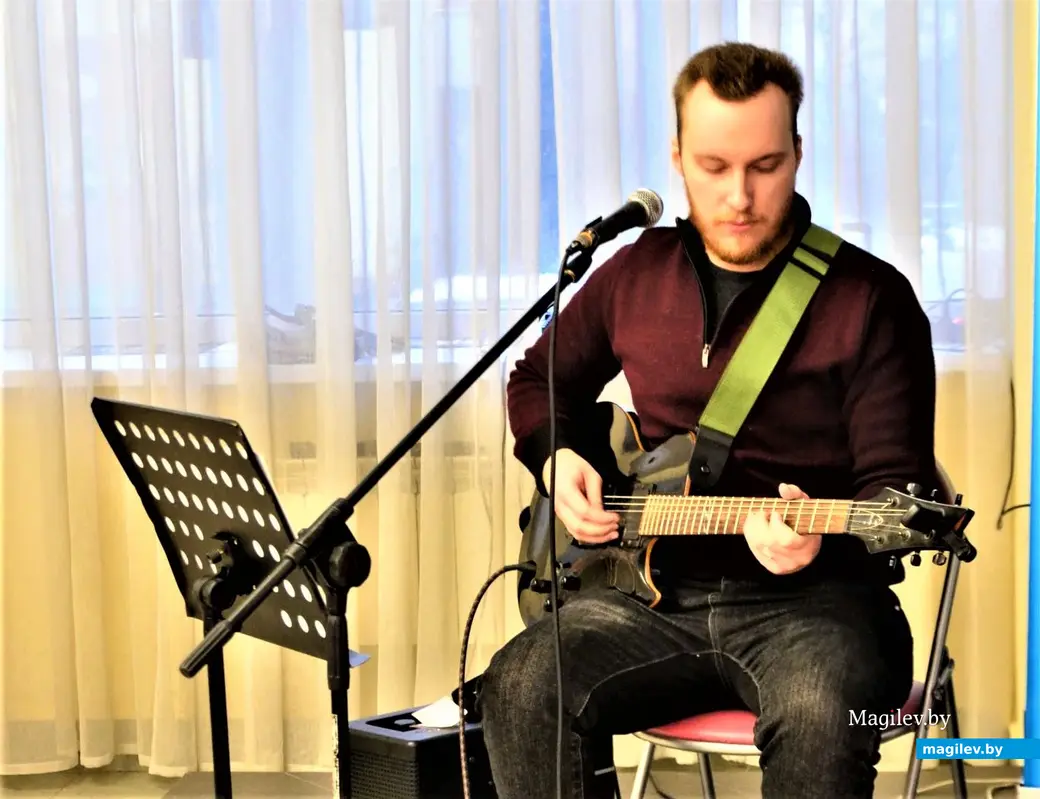 Перфоманс George Forever. Шоу-проект «Я». Выставочный зал музея истории Могилева. 25.02.2023 г.