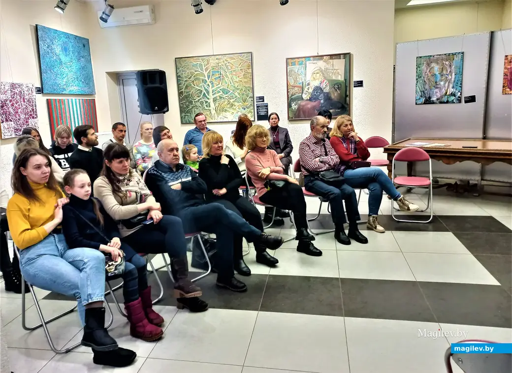 Перфоманс George Forever. Шоу-проект «Я». Выставочный зал музея истории Могилева. 25.02.2023 г.