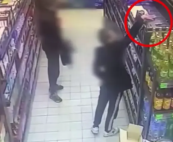 Похищенное злоумышленники продавали третьим лицам. Фото: скриншот видео ТГ-канала «Милиция Могилевщины».