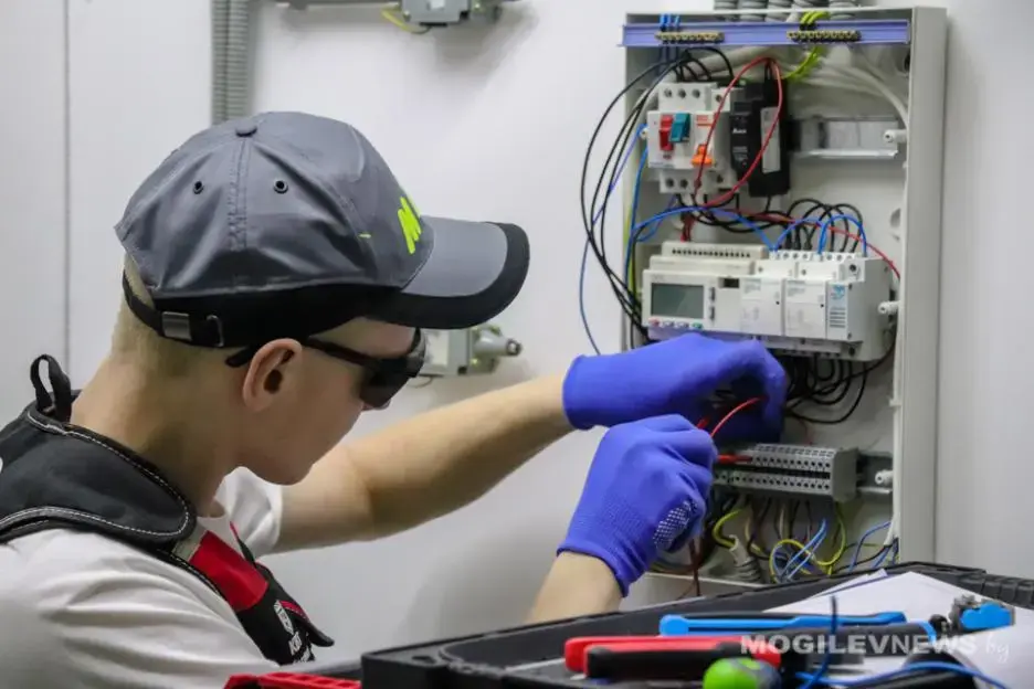 Областной этап V Республиканского конкурса профессионального мастерства по компетенции «Электромонтаж». Могилев, 1.03.2023 г. Фото: mogilevnews.by