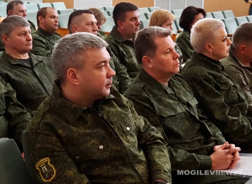 Чаусы, 4 марта 2023 года. Плановые занятия с председателями городских и районных исполкомов. Фото: mogilevnews.by.