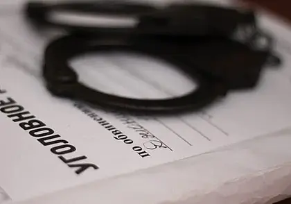 Телефон за 1 000 рублей, забытый могилевчанином на скамейке, быстро нашел нового владельца