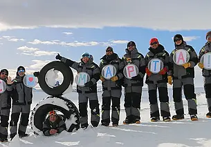Из Антарктиды – с любовью! Белорусские полярники поздравили белорусских женщин