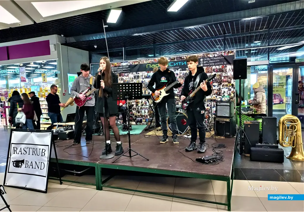 Праздничная программа в ТЦ «Парк Сити». Могилев, 08.03.2023 г.