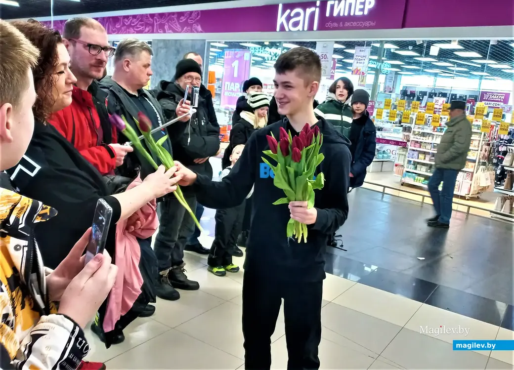 Праздничная программа в ТЦ «Парк Сити». Могилев, 08.03.2023 г.