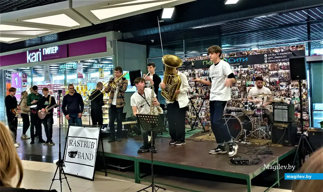 Праздничная программа в ТЦ «Парк Сити». Могилев, 08.03.2023 г.