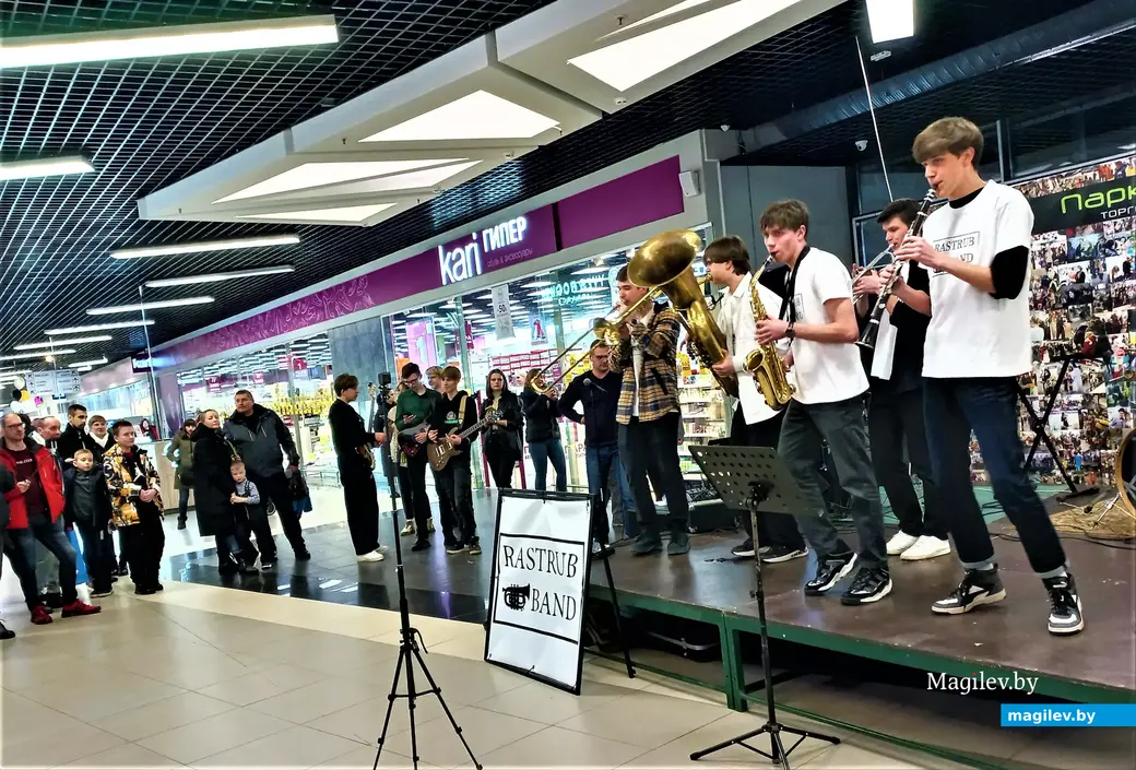 Праздничная программа в ТЦ «Парк Сити». Могилев, 08.03.2023 г.