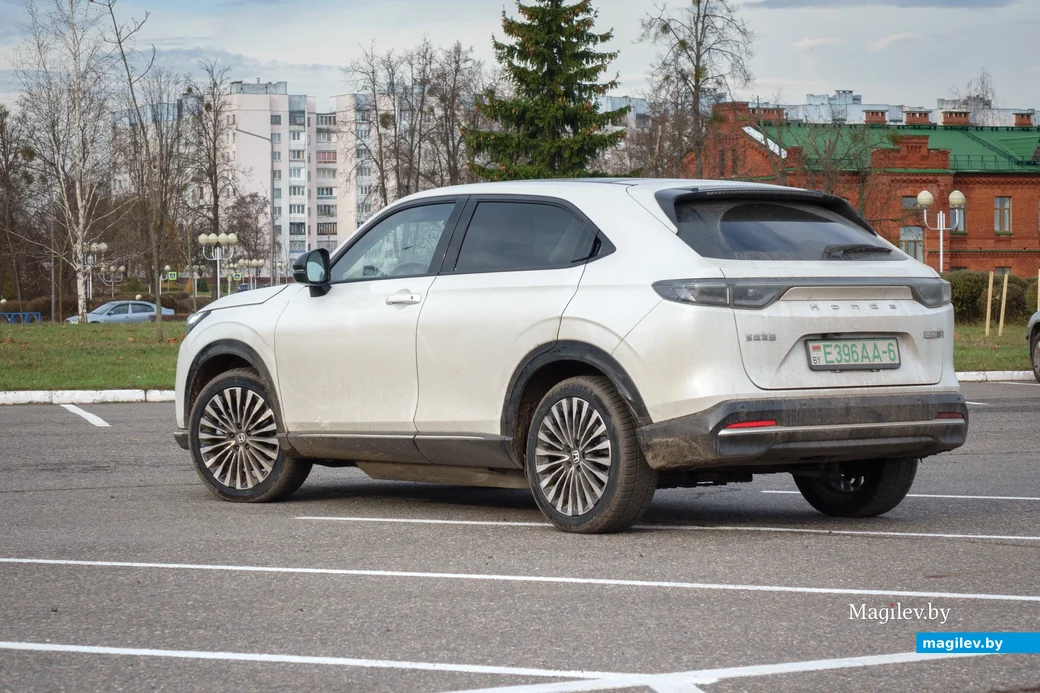 10.11.2023. Бобруйск. Электромобиль Honda eNS1.