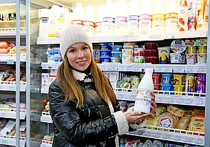 В магазинах Могилева появилось козье молоко из Шклова. Стоит бутылка около 4-х рублей