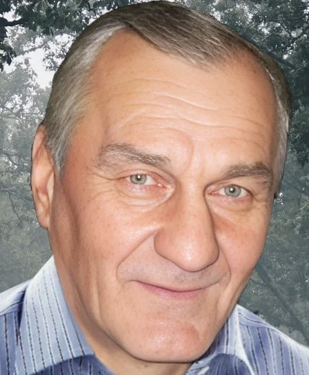 Каханович Михаил Борисович.