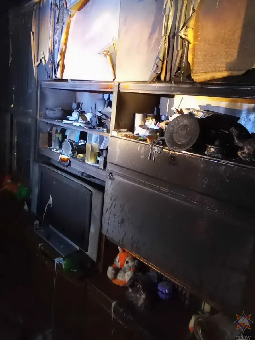 29 ноября 2023 года. Пожар в квартире по проспекту Строителей в Бобруйске. Фото: МЧС.