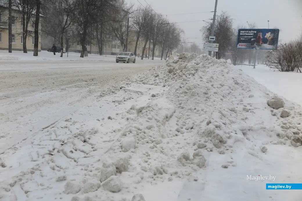 29 ноября 2023 г. Могилев снова заметает снегом!