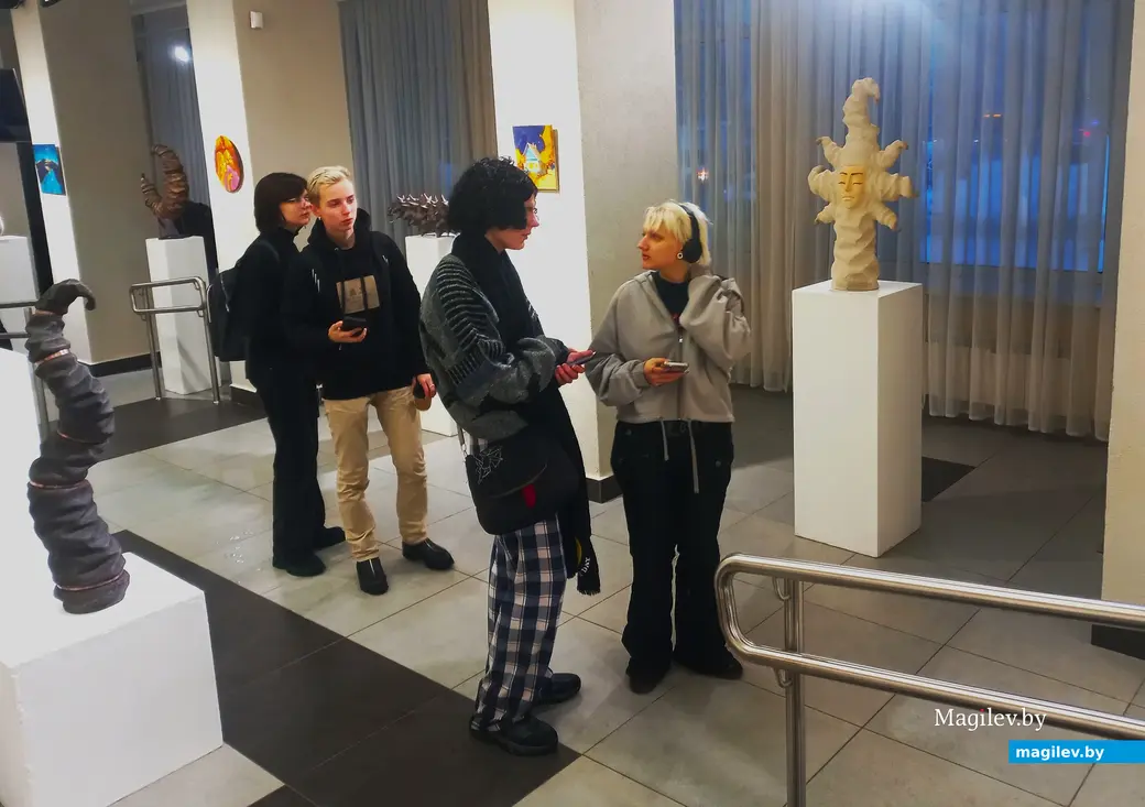 Открытие выставки Антона Тихоновца и Евгена Зайцева. Могилев, выставочный зал музея истории Могилева. Могилев, 29.11.23 г.