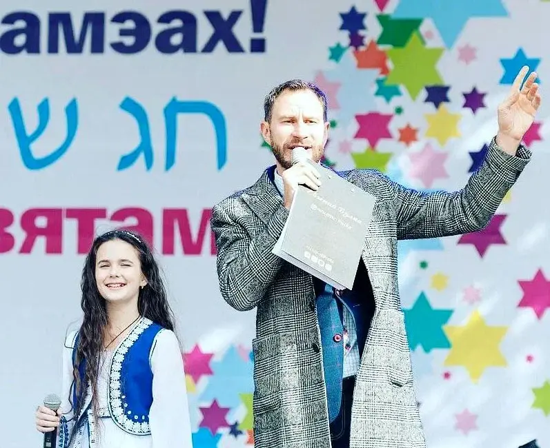 София Кривошеева на фестивале национальных культур. Фото из семейного архива.