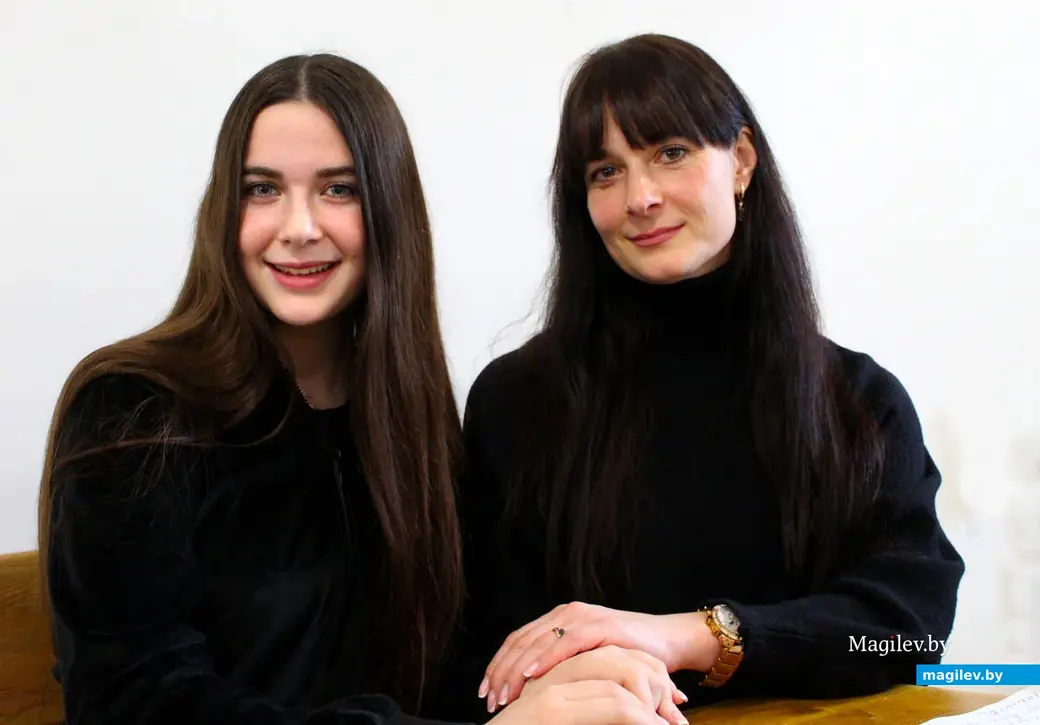 София Кривошеева с мамой.