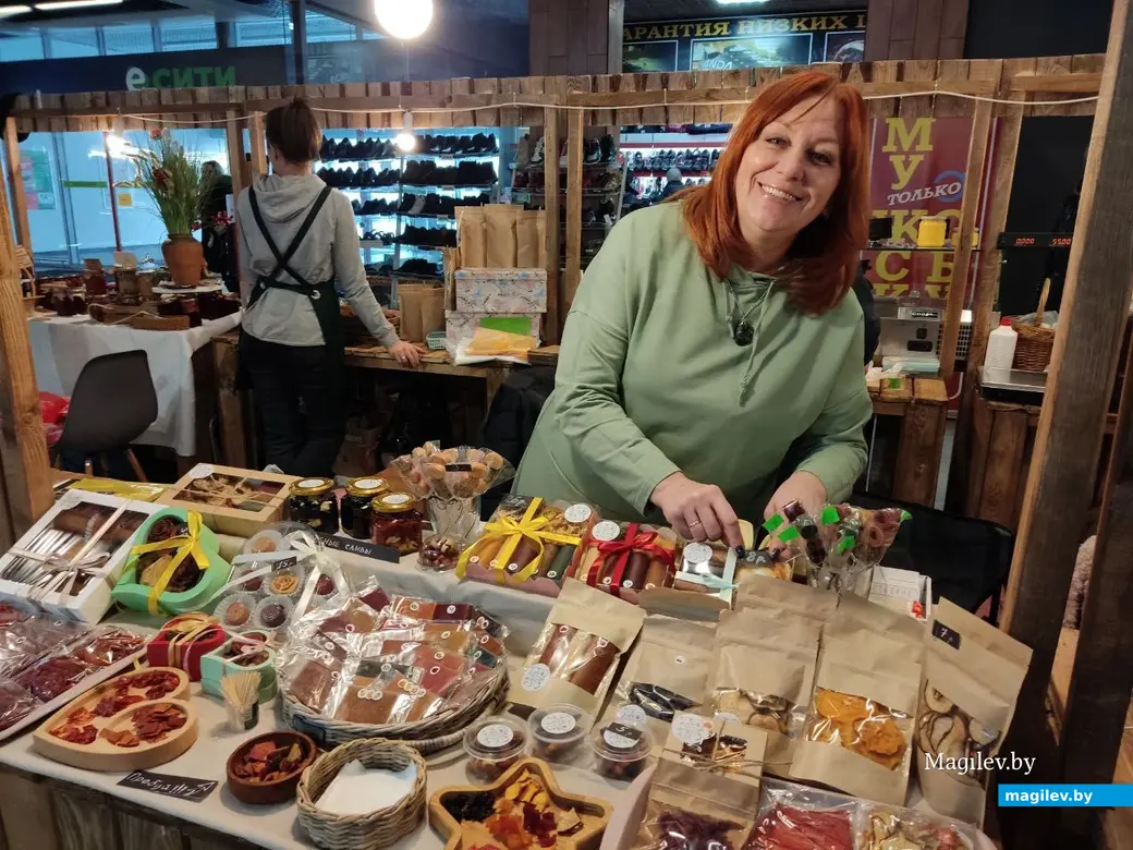 Могилев, ТЦ Е-Сити, фермерский маркет «Свая ежа», 3.12.2023 г.