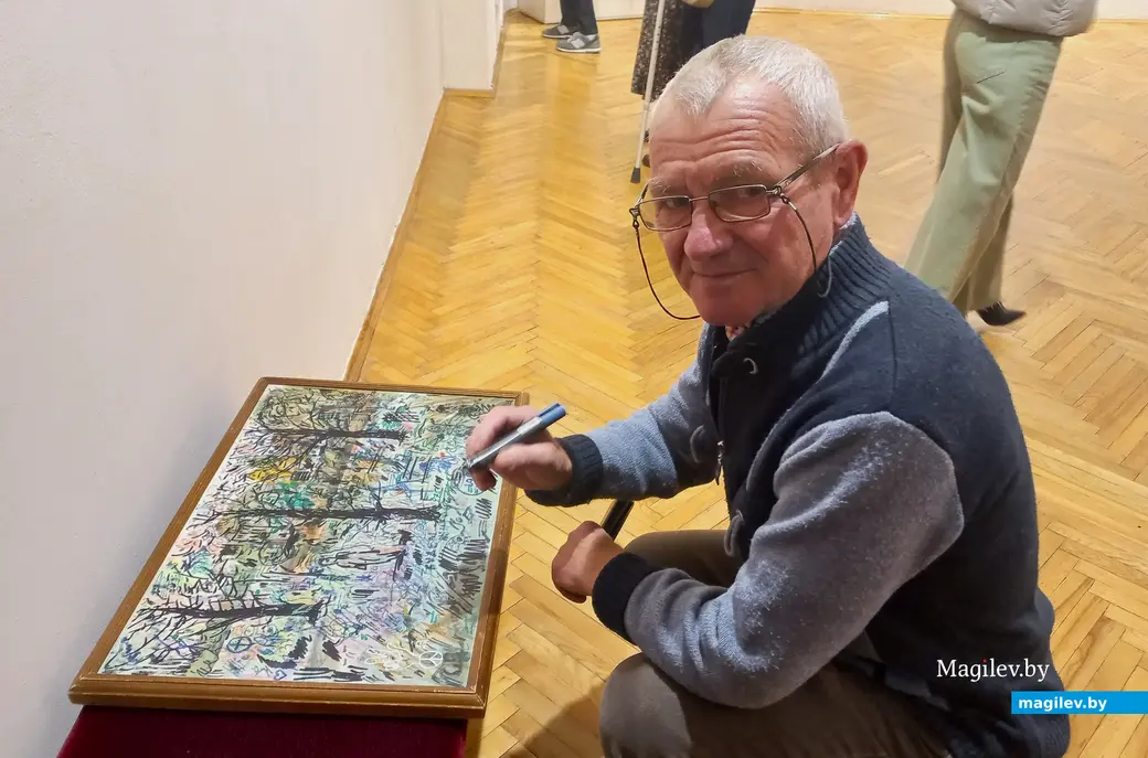 Николай Хотяинцев приступает к работе. Могилев, ноябрь, 2023 г.