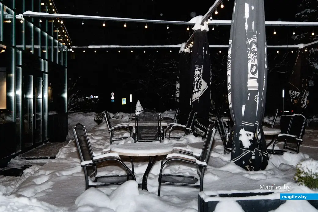 Декабрь 2023 г. Могилев. Вечерняя снежная сказка.