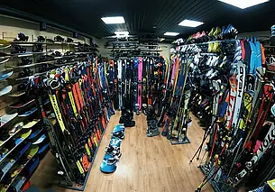 Где в Могилеве взять напрокат лыжи и коньки: адреса, цены, телефоны