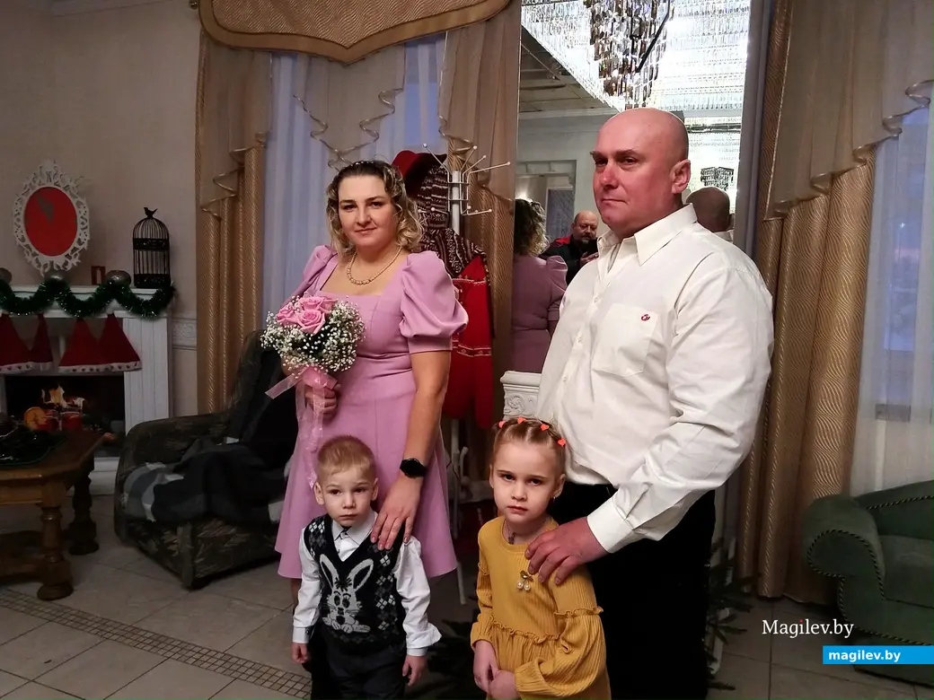 ЗАГС, Могилев. 16.12.2023 г. Мужем и женой стали Юрий Шитиков и Алеся Манченко.