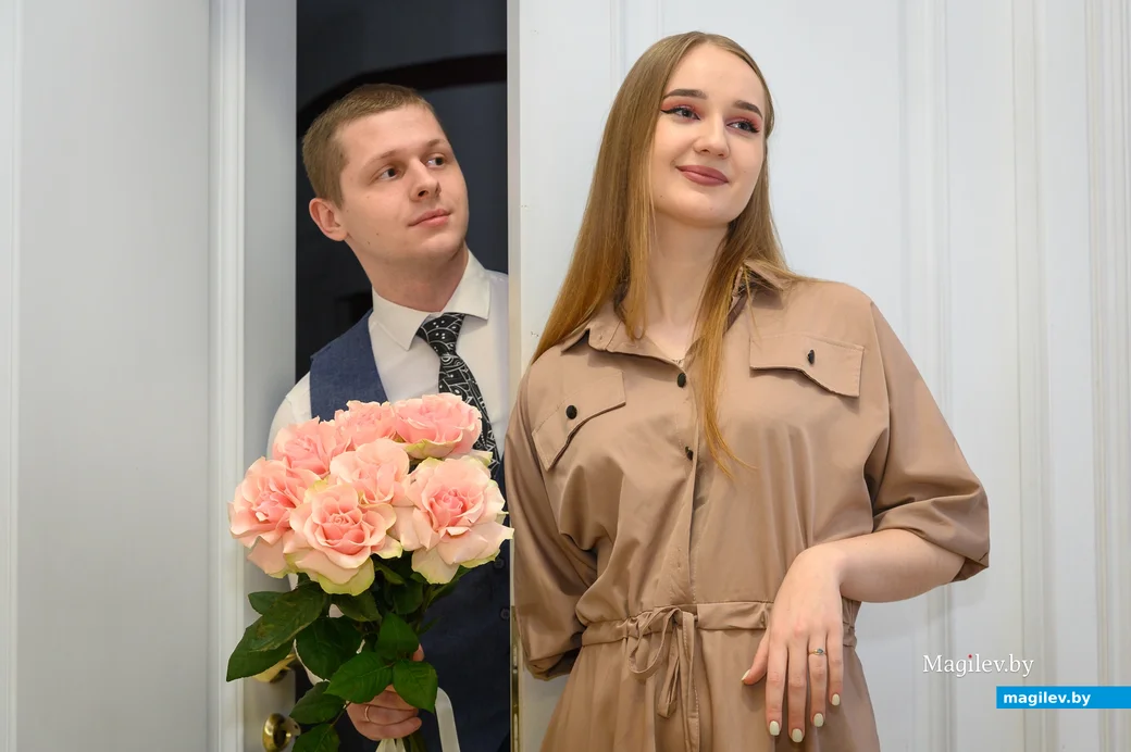 22.12.2023. Отдел ЗАГС Бобруйского горисполкома. Свадебная пара. Вероника и Павел
