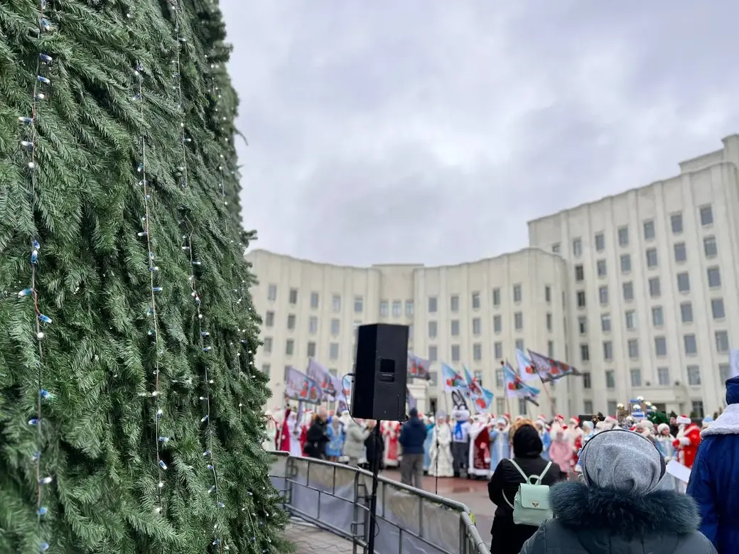 23.12.2023 г. Могилев. Автопарад «За рулем Дед Мороз» . Фото: Mogilevnews.by