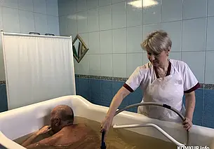 Кто из пенсионеров сможет бесплатно оздоровиться в санатории: рассказали в Минтруда