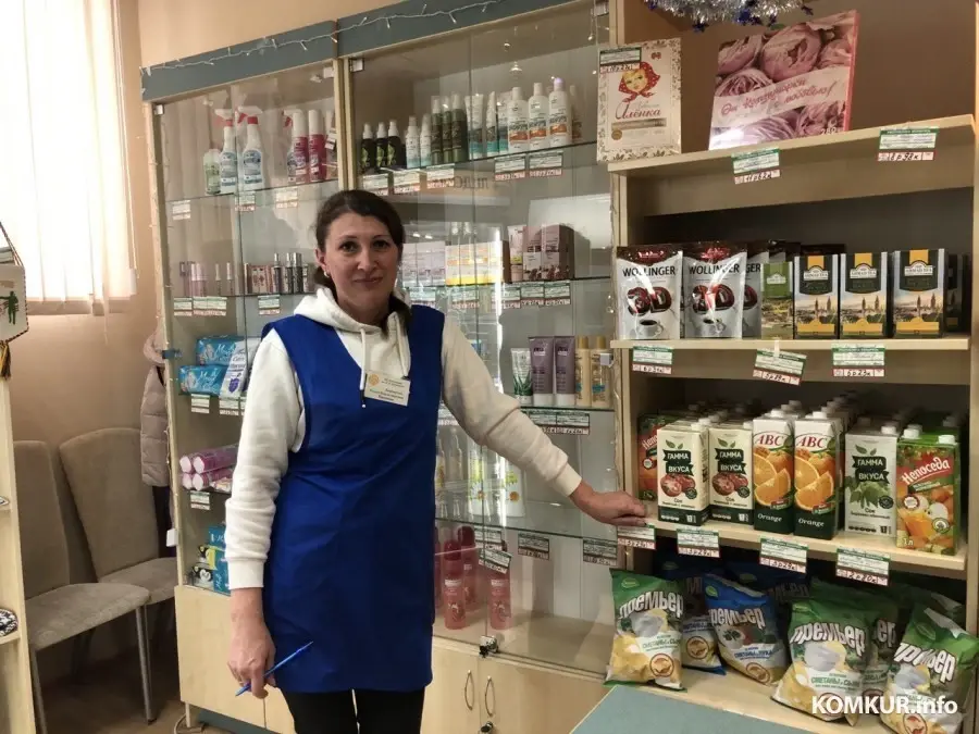 14.12.2023. А в баре-магазине у продавца Ольги Владимировны Борбарчик можно найти не только соки, но и за столиком отведать местные 100 грамм.