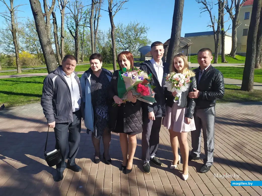 ЗАГС, Могилев. 29.04.2023. Родные были рады женитьбе детей, но не ожидали, что все произойдет именно так.