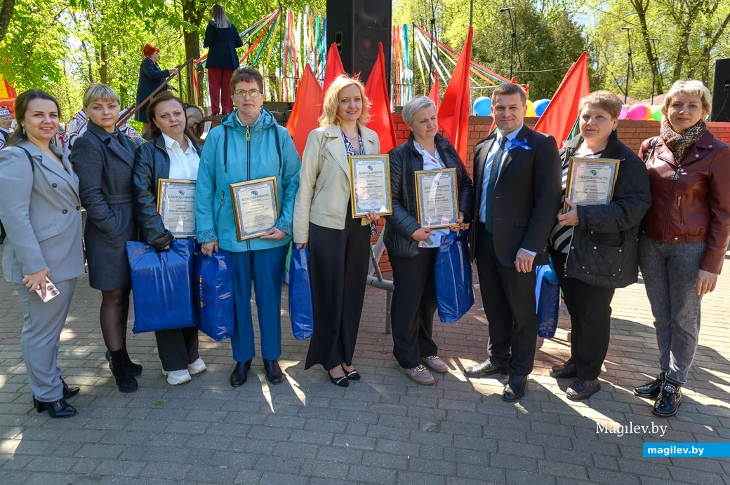 01.05.2023. Городской парк. Церемония награждения Бобруйским городским объединением профсоюзов