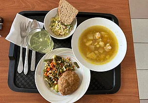 «Щас, подождите»: обед в столовой Могилевского РАЙПО за 5 рублей