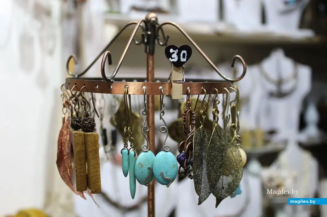 Украшения, созданные Светланой Пунинской.