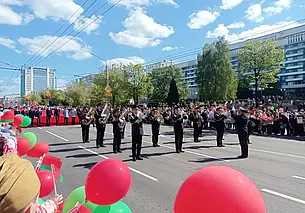 В Могилеве прошел парад-шествие, посвященный Дню Победы. Фотофакт