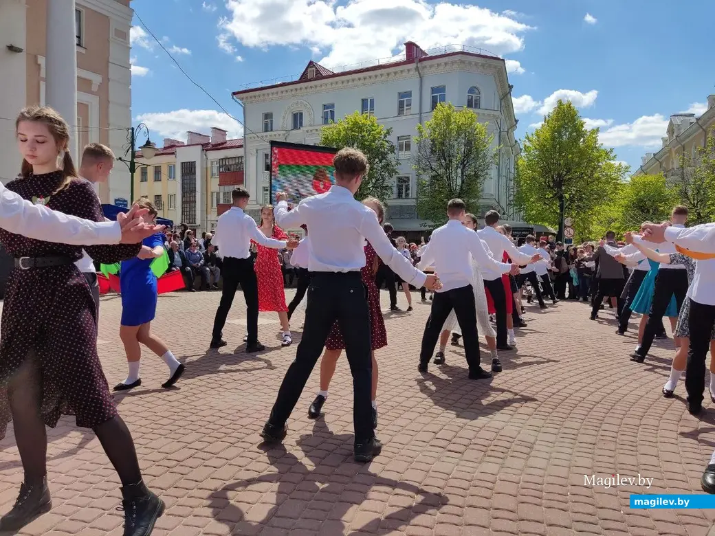 Могилев, 9 мая 2023 года. Праздничные мероприятия, посвященные Дню Победы. «Вальс Победы».